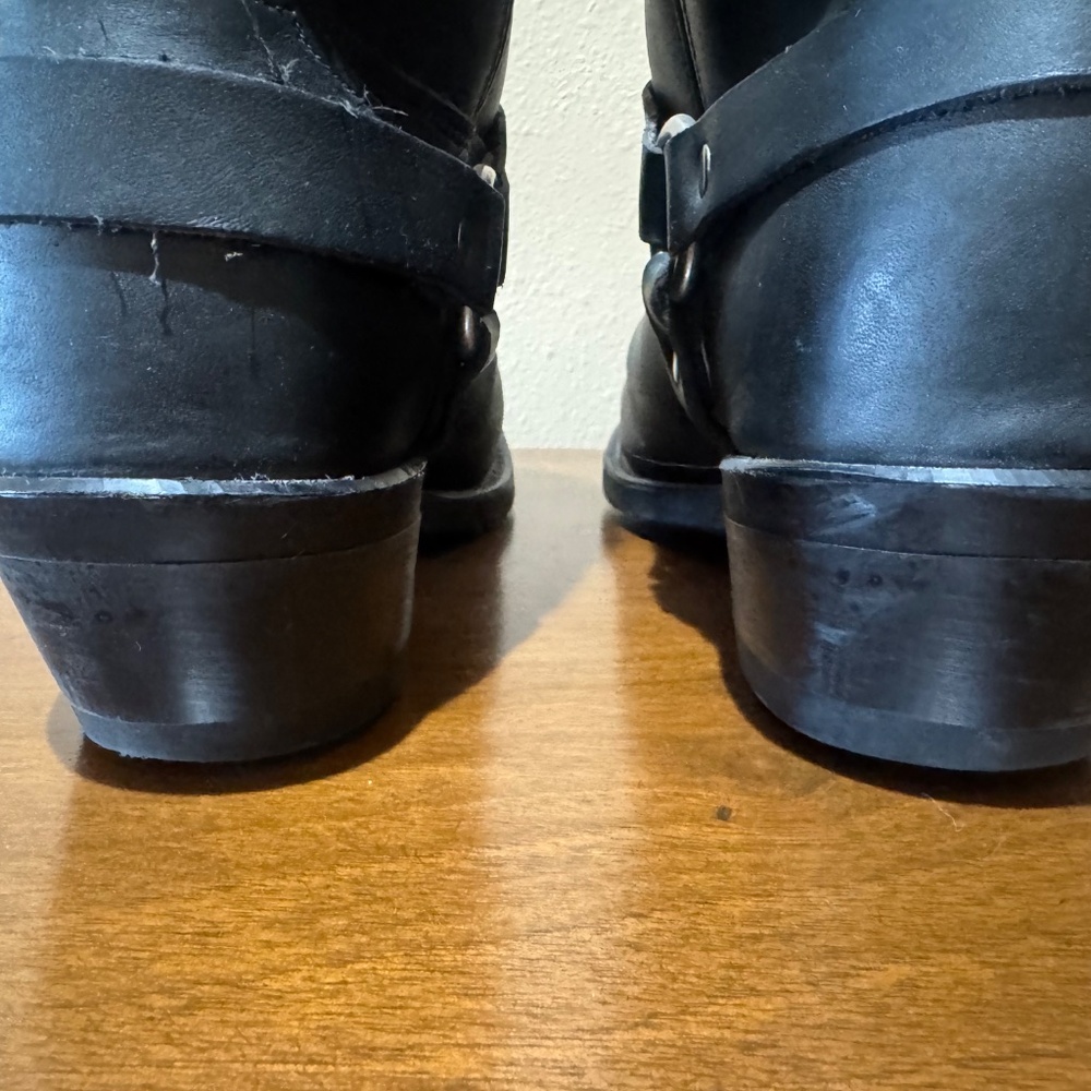 Womens Black Leather Motorcycle Boots Size 10 - Picture 4 of 5